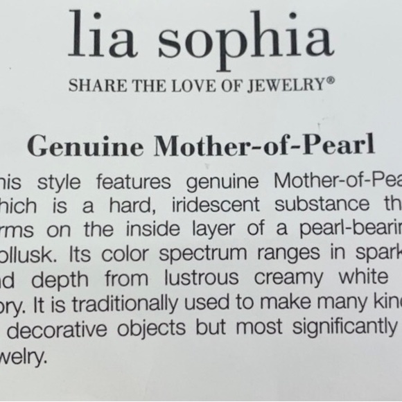 Lia Sophia NWT Silver and Mother of Pearl Necklace - Picture 4 of 4